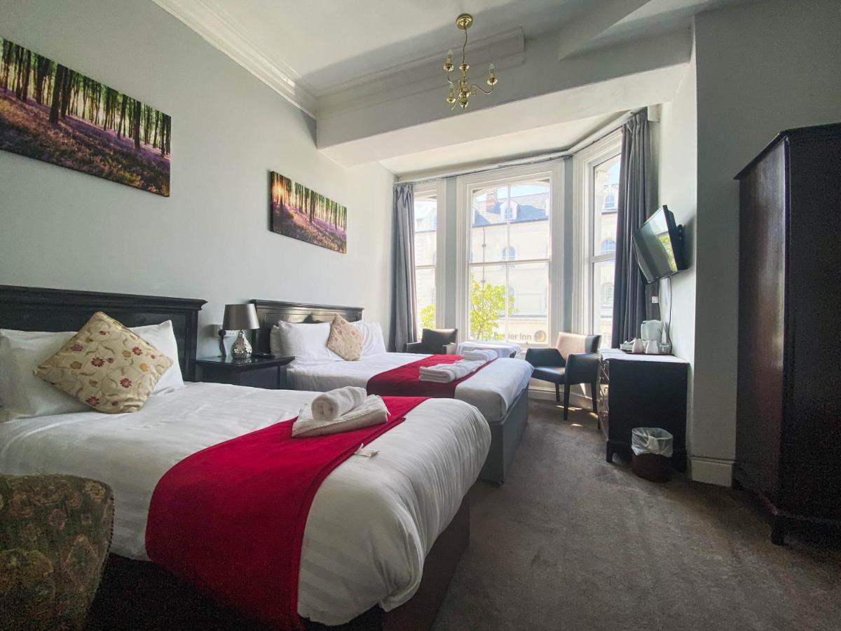 The Broadway Hotel ลันดิดโน ภายนอก รูปภาพ